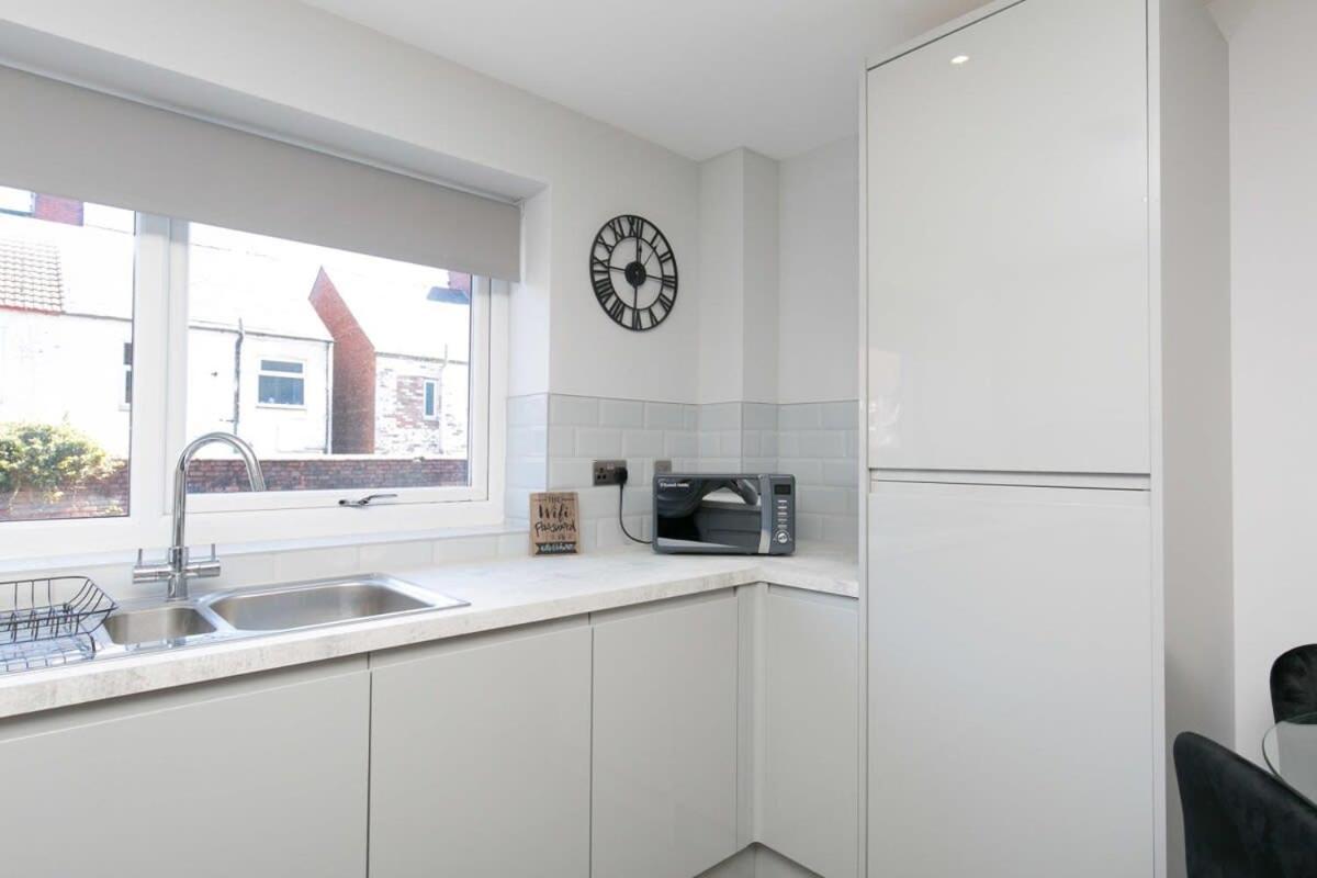Stunning 2 Bedroom Apartment In 월러시 외부 사진