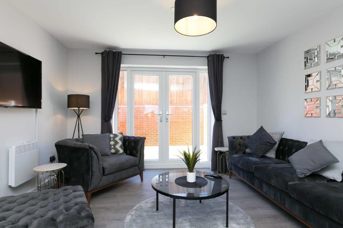 Stunning 2 Bedroom Apartment In 월러시 외부 사진